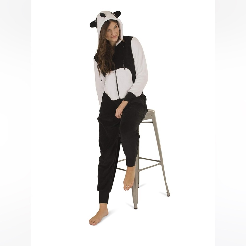 Panda 🐼 Onsie Totally Pink Sz L